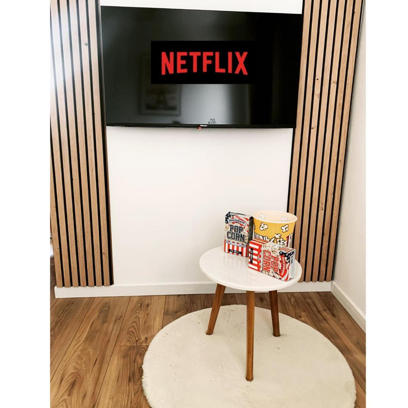 Studio Easy Check-In 8 Mins Disneyland 35 Mins Paris Free Starbucks Coffee Parking Wifi Биси Сен Жорж Екстериор снимка